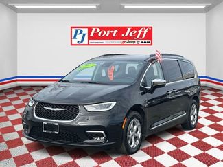 Used 2023 Chrysler Pacifica Limited video 1
