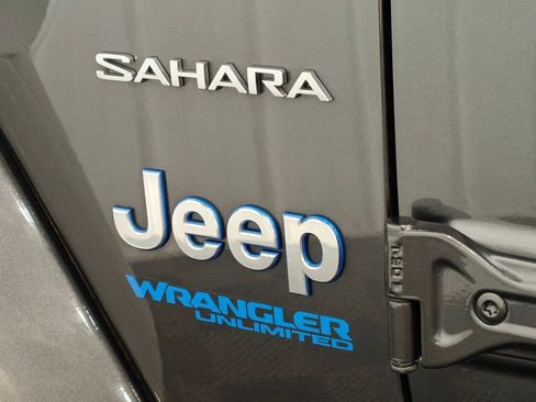 Used 2021 Jeep Wrangler Unlimited Sahara w/ Cold Weather Group image 53