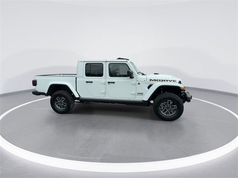 New 2026 Jeep Gladiator Mojave image 9