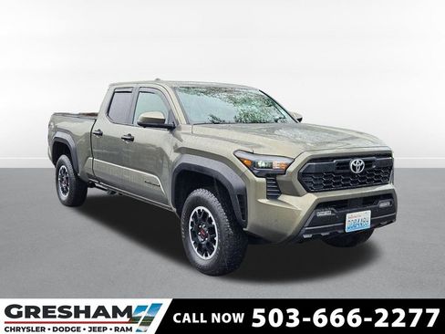 Used 2025 Toyota Tacoma TRD Off-Road w/ TRD Off Road Premium Package AWD/4WD image 1