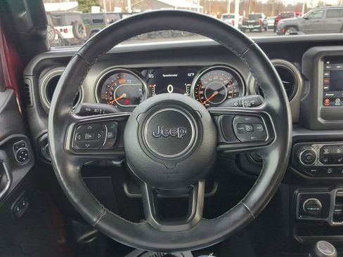 Used 2022 Jeep Wrangler Unlimited Sport image 19