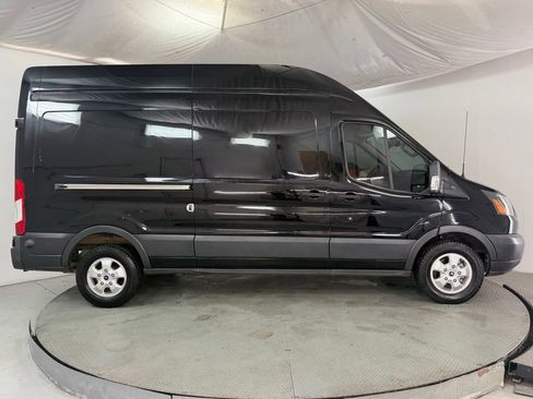 Used 2017 Ford Transit 250 148 High Roof RWD image 5