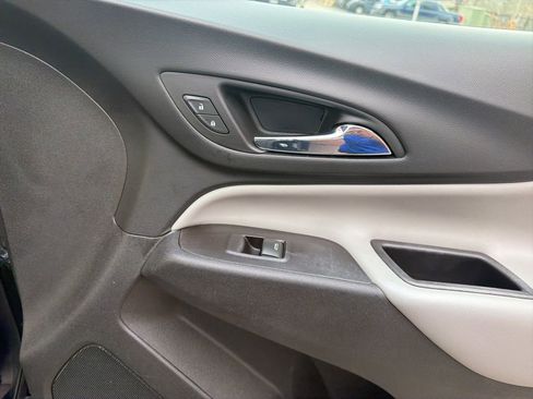 Used 2021 Chevrolet Equinox LT image 27