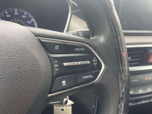 Used 2019 Hyundai Santa Fe SE image 20