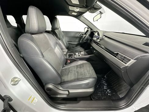 Used 2024 Mitsubishi Outlander SE Black Edition AWD/4WD image 29