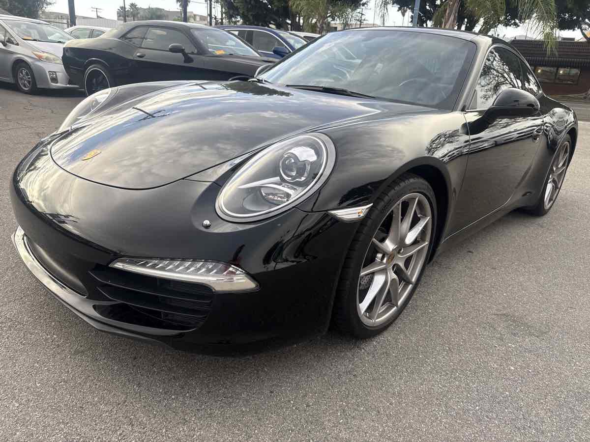 Used 2013 Porsche 911 Carrera RWD image 1