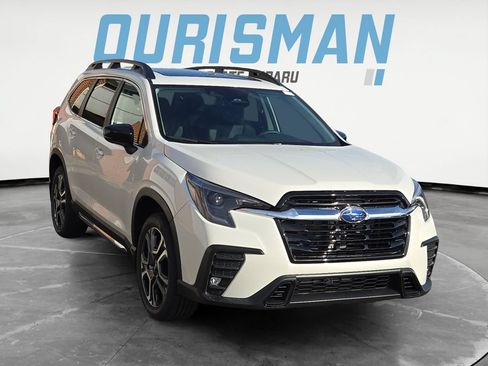 Used 2026 Subaru Ascent Limited AWD/4WD image 1