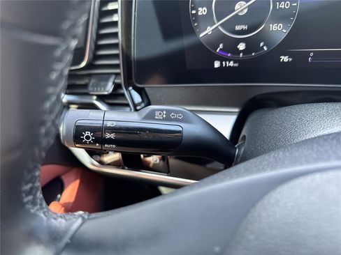 Used 2023 Kia Sportage SX image 21