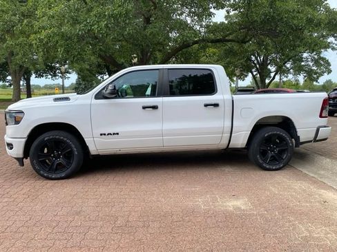 Used 2023 RAM 1500 Big Horn AWD/4WD image 7