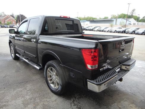 Used 2014 Nissan Titan SL w/ SL Heavy Metal Package AWD/4WD image 4