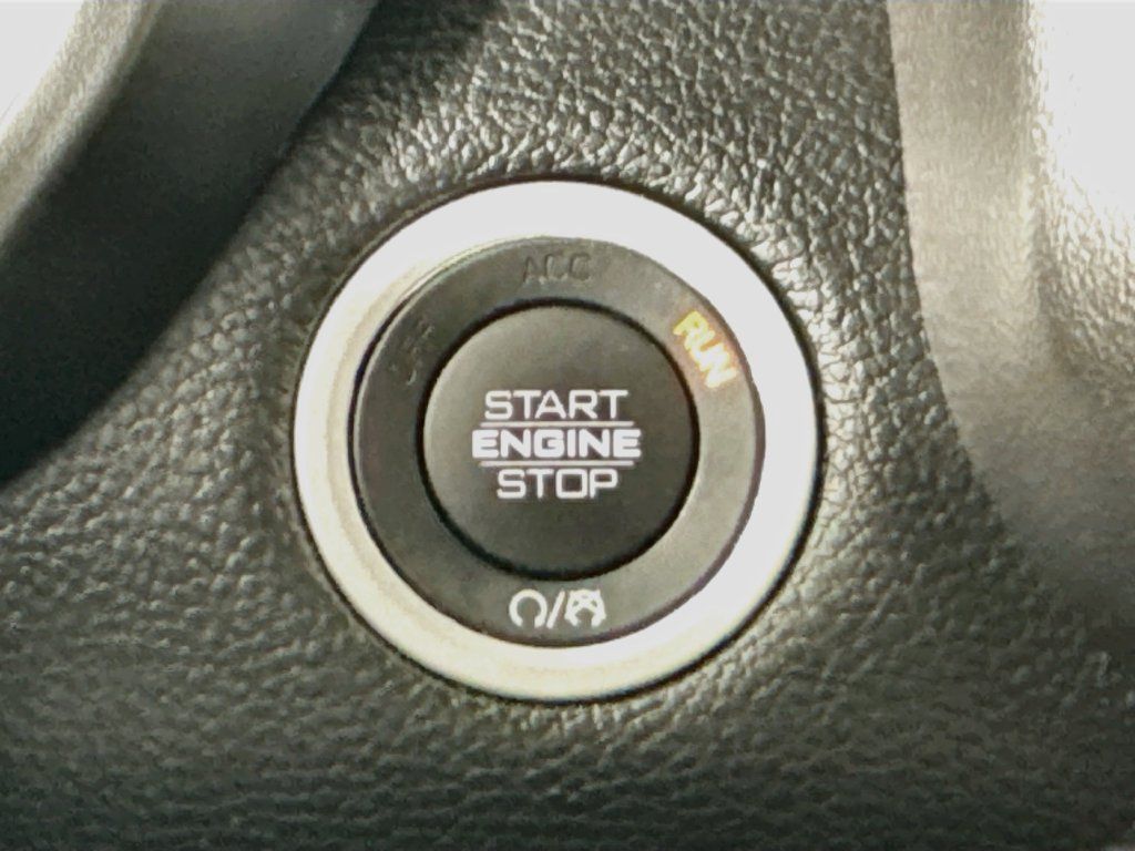 Used 2021 RAM 1500 Big Horn RWD image 27