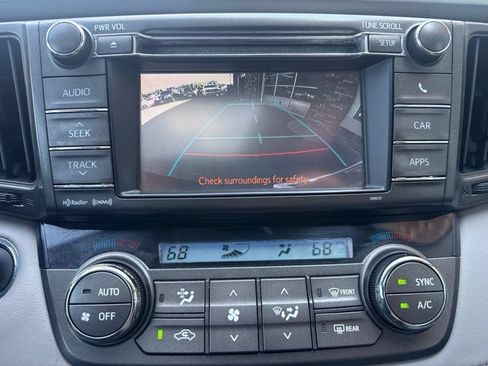Used 2013 Toyota RAV4 Limited AWD/4WD image 26