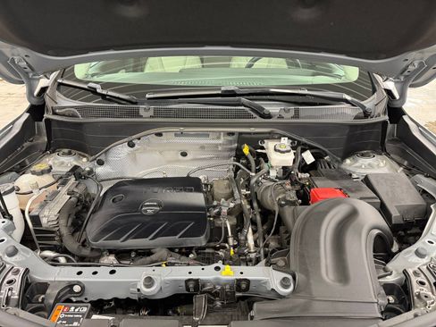 Used 2024 Buick Encore GX Avenir image 31