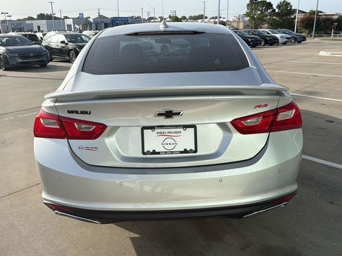 Used 2022 Chevrolet Malibu RS FWD image 5