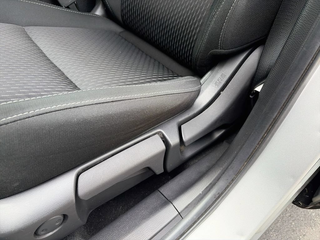 Used 2022 Mitsubishi Outlander ES FWD image 19