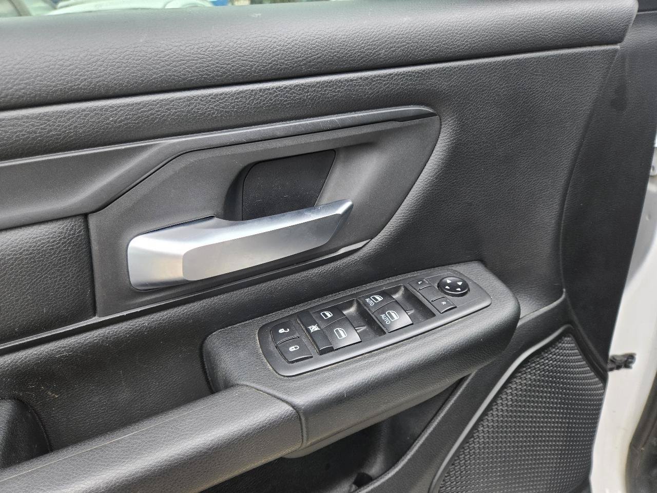 Used 2020 RAM 1500 Tradesman AWD/4WD image 5