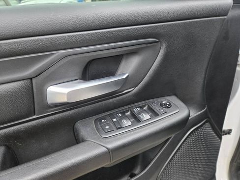 Used 2020 RAM 1500 Tradesman AWD/4WD image 5