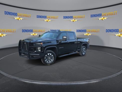 Used 2023 Chevrolet Silverado 2500 Custom w/ Custom Value Package AWD/4WD image 8