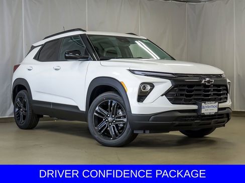 New 2026 Chevrolet TrailBlazer LT image 2