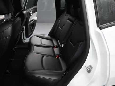 Used 2025 Jeep Compass Limited AWD/4WD image 11