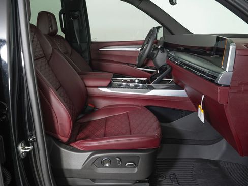 Used 2026 Cadillac Escalade Sport w/ Touring Package AWD/4WD image 9