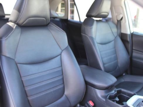 Certified 2020 Toyota RAV4 XLE Premium w/ Carpet Mat Package FWD image 22