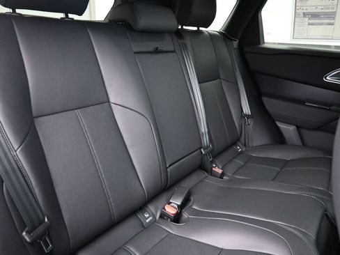 New 2026 Land Rover Range Rover Velar Dynamic SE image 23
