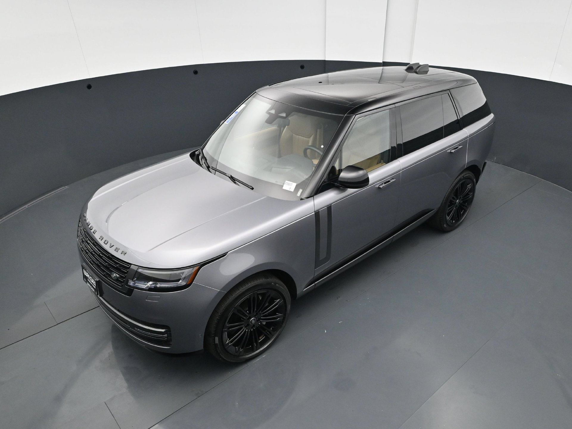 Used 2025 Land Rover Range Rover Long Wheelbase SE AWD/4WD image 39