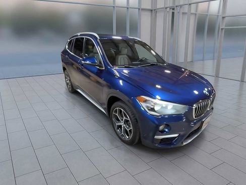 Used 2019 BMW X1 xDrive28i image 2
