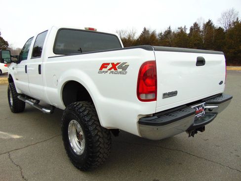 Used 2004 Ford F250 XLT image 32