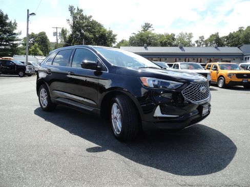 Used 2024 Ford Edge SEL AWD/4WD image 3