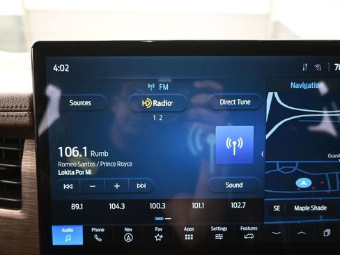 Used 2024 Ford Expedition Limited AWD/4WD image 17