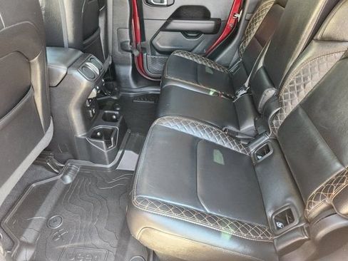 Used 2021 Jeep Gladiator Overland AWD/4WD image 30