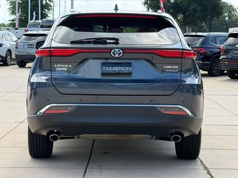 Used 2021 Toyota Venza Limited AWD/4WD image 3