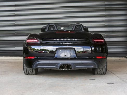 Certified 2017 Porsche 718 Boxster RWD image 6