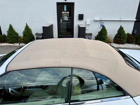 Used 2011 Chrysler 200 Limited image 15