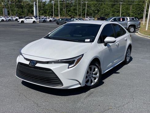 Certified 2024 Toyota Corolla LE FWD image 1