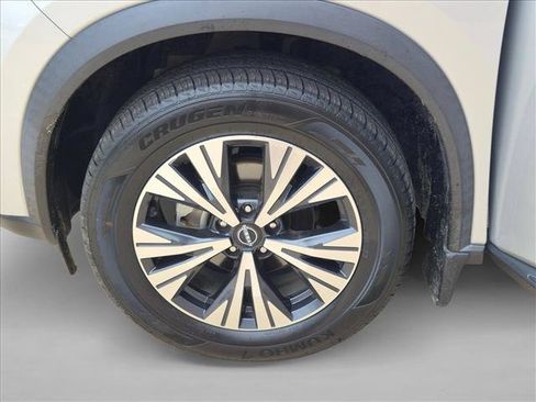 Used 2023 Nissan Rogue SV FWD image 23