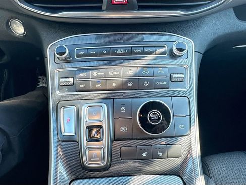 Used 2023 Hyundai Santa Fe SEL image 16