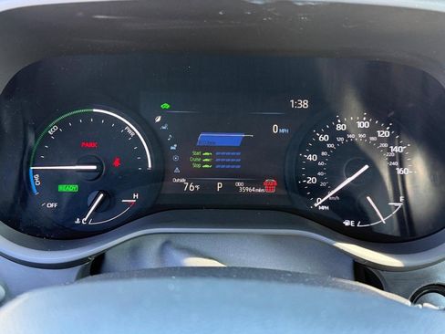 Certified 2025 Toyota Sienna XLE image 20