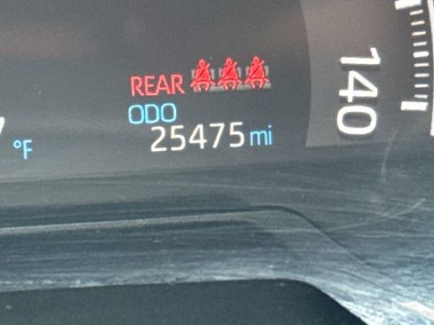 Used 2025 Toyota RAV4 XLE AWD/4WD image 17
