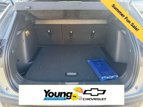 New 2026 Chevrolet Trax RS w/ Sunroof Package FWD image 11