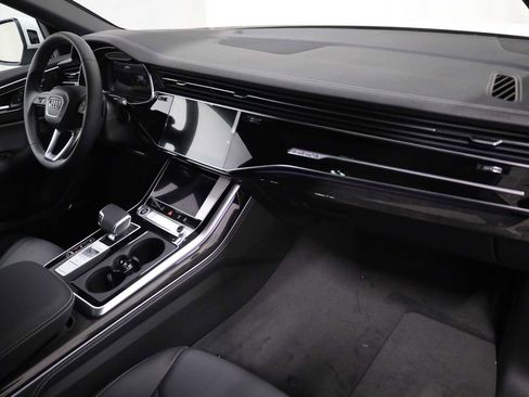 New 2026 Audi Q8 Premium Plus image 6