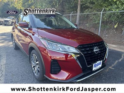 Used 2023 Nissan Kicks SV