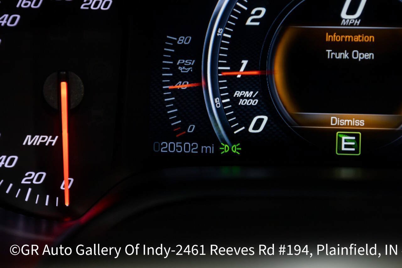 Used 2014 Chevrolet Corvette Stingray Coupe RWD image 12