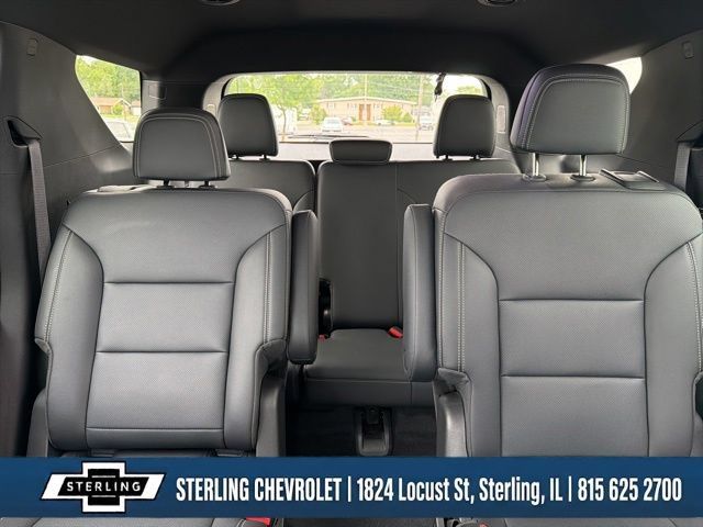 Certified 2026 Chevrolet Traverse LT AWD/4WD image 13