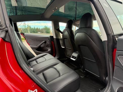 Used 2020 Tesla Model 3 Long Range image 15