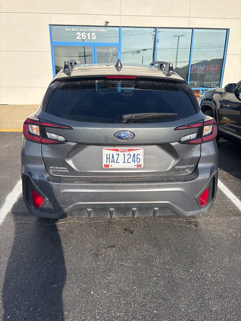 Used 2025 Subaru Crosstrek 2.5i Limited AWD/4WD image 7