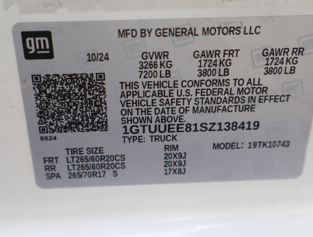 Certified 2025 GMC Sierra 1500 AT4 w/ AT4 Premium Package AWD/4WD image 61