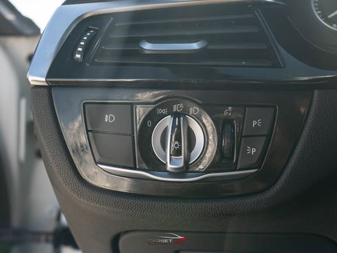 Used 2018 BMW 530i xDrive w/ Premium Package image 37